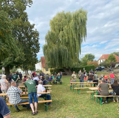 Treffen am Dorfteich